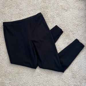 Chico’s Fabulously Slimming Black Leggings Size 1 Pull On Stretch Pants **FLAW**